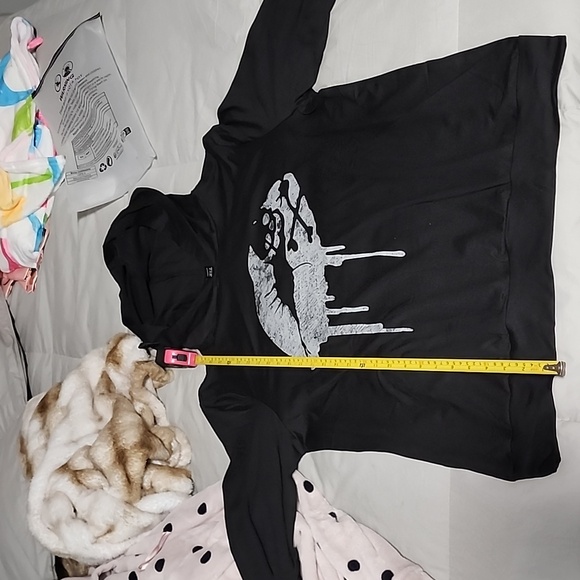 NIP Kiss Of Death Lips Skull Hoodie - Picture 6 of 6